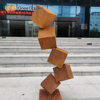Thickness 5-8mm Metal Large Rusty Garden Sculpture Handmade Garden Landscape