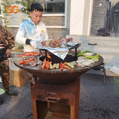 Family Friends BBQ Steel Outdoor Rust Corten Steel Grill Brasero Barbecue Grill