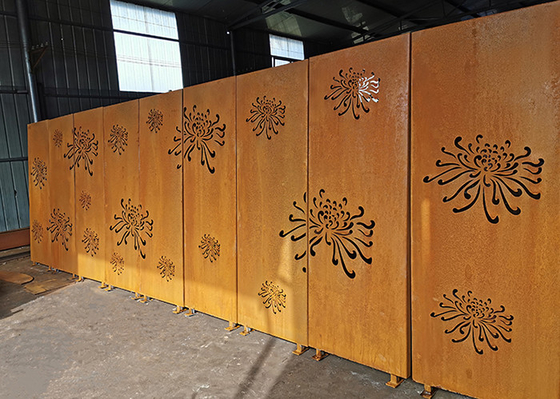 3mm Chrysanthemum Pattern Metal Garden Ornaments Corten Steel Laser Cut Panels