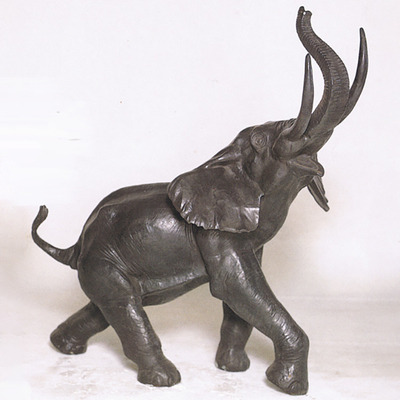 Corrosion Resistance Metal Elephant Garden Sculpture In 200cm Height