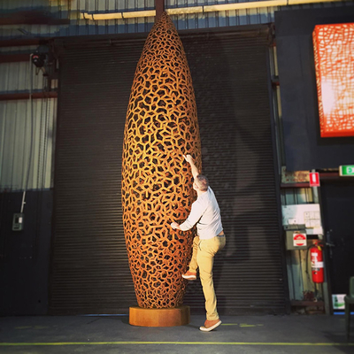 Western Style Curved Corten Steel Sculpture In 220cm Height